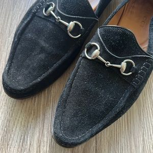 In mint condition gucci suede loafers